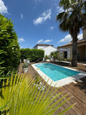 Villa Piscine et Jardin Ensoleillé